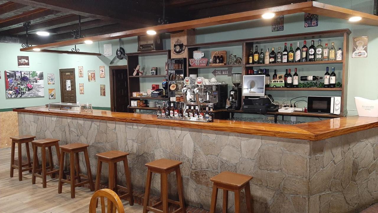 Hostal Rio Duero 莫利诺斯德杜埃罗 外观 照片